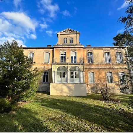 Ferienwohnung Villa Nieske - Jugendstil Denkmal, Free Wlan & Parken, Self Check-In, Smart-Tv Herzberg  외부 사진